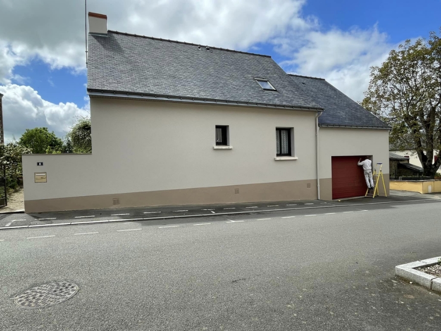 Decofulk Peintre Bruz Application Dune Couche De Finition 1